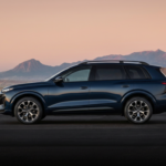 Create the side profile image of this car-3